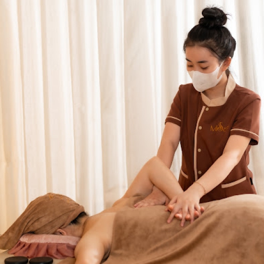 MASSAGE CỔ VAI GÁY